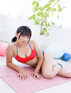 《女生胸贴到了男生的脸会怎么样-少女百元出租身体》