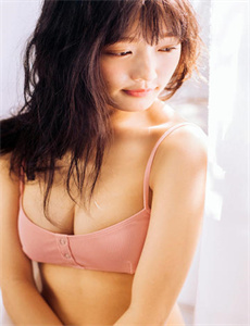 《日本黄色的日本黄色的-男的把J放进女人的小J视频》