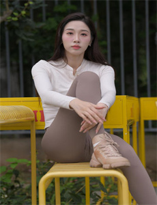 《她的中尉先生动漫在线观看-17岁完整版在线观看免费中文》
